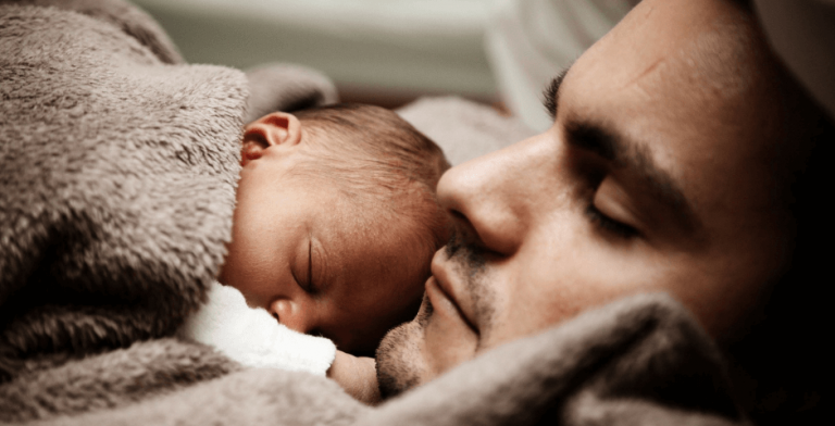 5 maneiras de ajudar seu recém-nascido a dormir